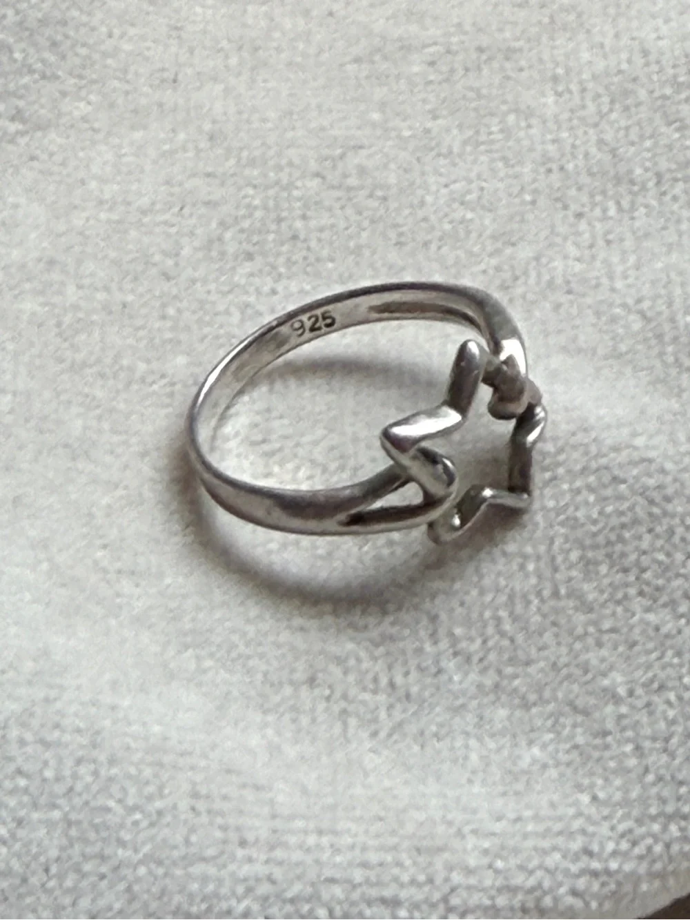Solid 925 Sterling Silver Star Outline Ring
